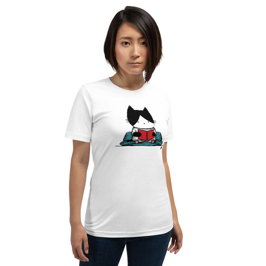 Kitty Reading Book Unisex T-Shirt
